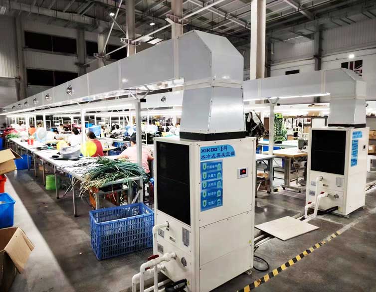 制衣廠區域崗位降溫，安裝蒸發冷省電空調-立式管道機
